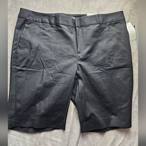 Women's LIZ CLAIBORNE Emma Mid Rise Shorts Size 16